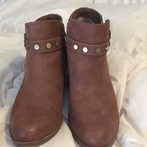 Western Look Naturalizer “Wilda” Bootie Like New